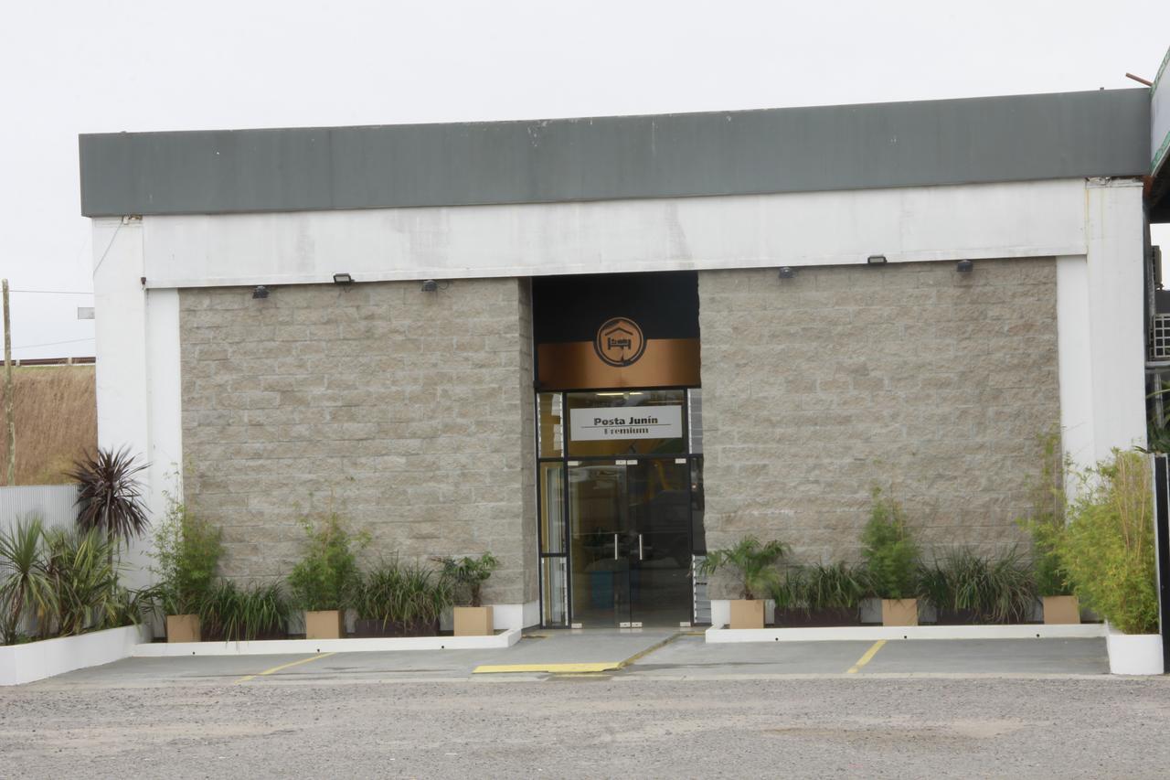 Hotel Posta Junin Exterior photo